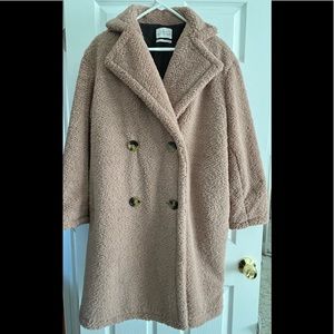 NWT Urban outfitter teddy coat